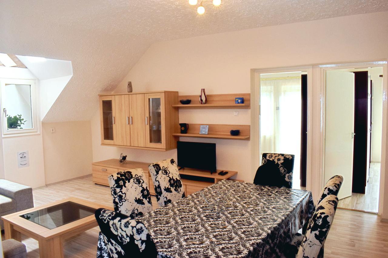 Relax Apartman Zalakaros Ngoại thất bức ảnh